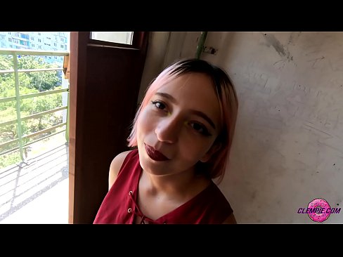❤️ סענסואַל תּלמיד סאַקס אַ פרעמדער אין די אָוטבאַקק - מיט זיין פּנים ❤️❌ פּאָרנאָ ווק ביי אונדז ❌